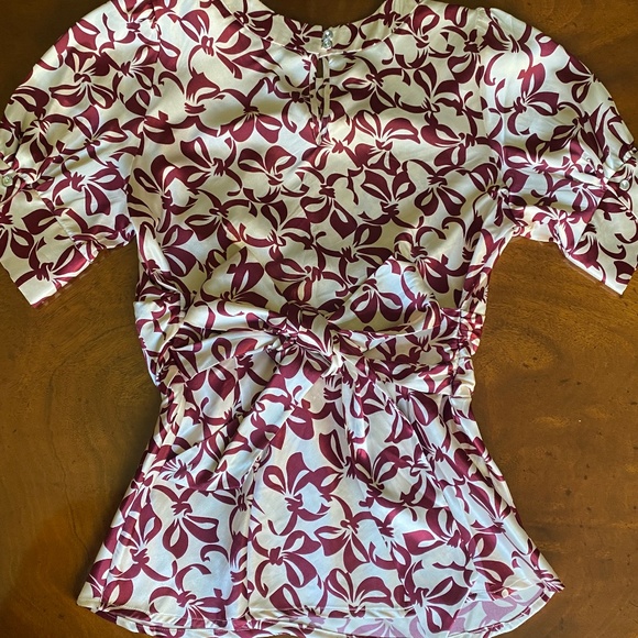 BCBGMaxAzria top short puff sleeve silky printed keyhole pullover Small - Picture 8 of 16